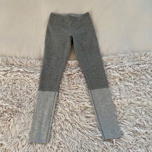 Outdoor voices dip legging